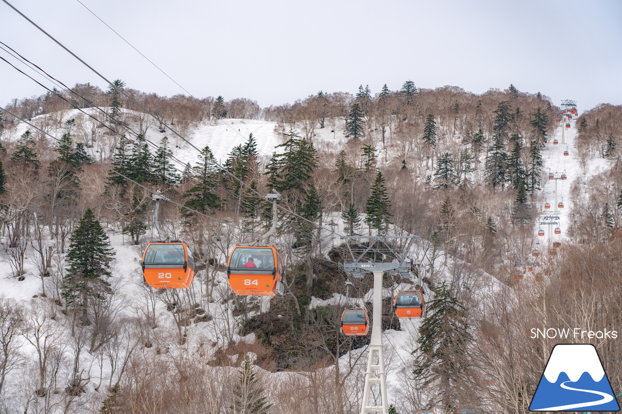 札幌国際スキー場｜2022年のゴールデンウイークが開幕。さすが、KOKUSAI。5月目前にして、ほぼ全面滑走可能です(*^^)v